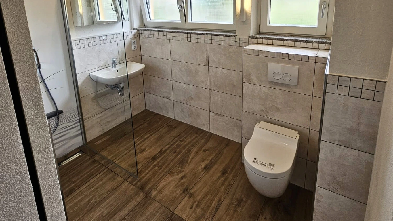Sanierung und Modernisierung eines Badezimmers.